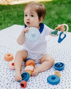 LOUISE ET GABRIEL LEON - LE BONHOMME A EMPILER -Pas Cher JoueClub Magasin 93e25a34139802e587c842a34d1020e6c2c01558 41067036 03